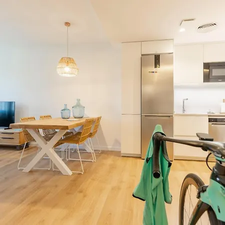 Bravissimo Gerio, 2-bedroom * Girona