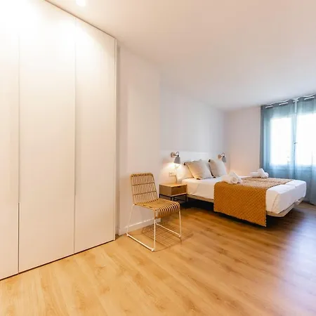 Bravissimo Gerio, 2-bedroom 아파트 지로나